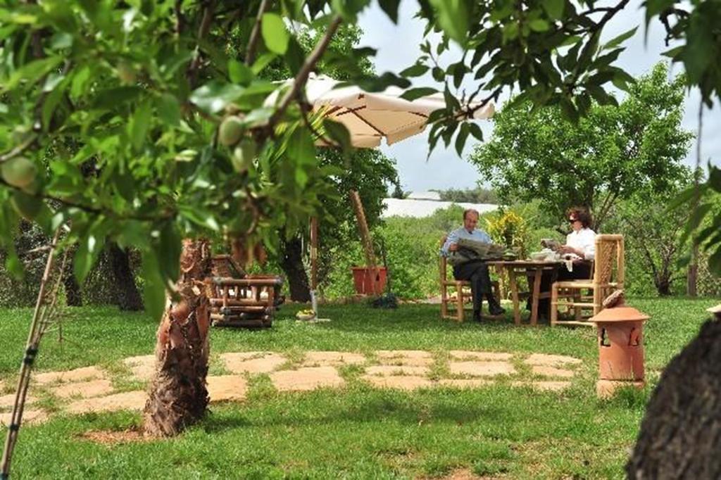 Agriturismo Vita E Natura Villa โนโต ภายนอก รูปภาพ