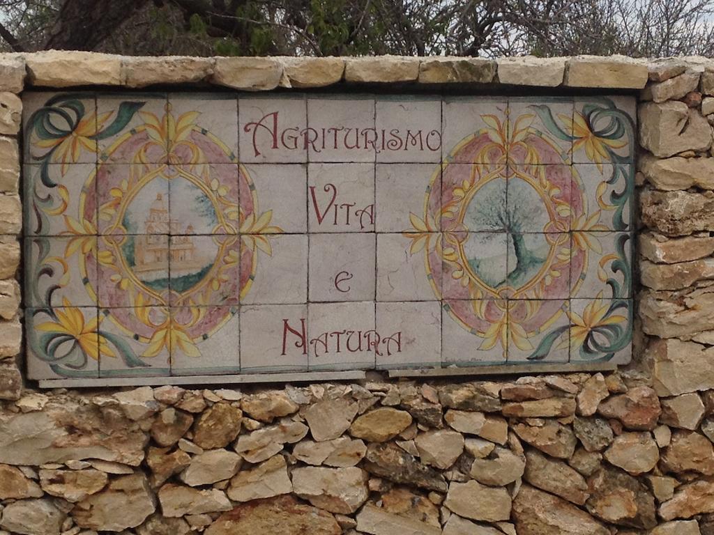 Agriturismo Vita E Natura Villa โนโต ภายนอก รูปภาพ