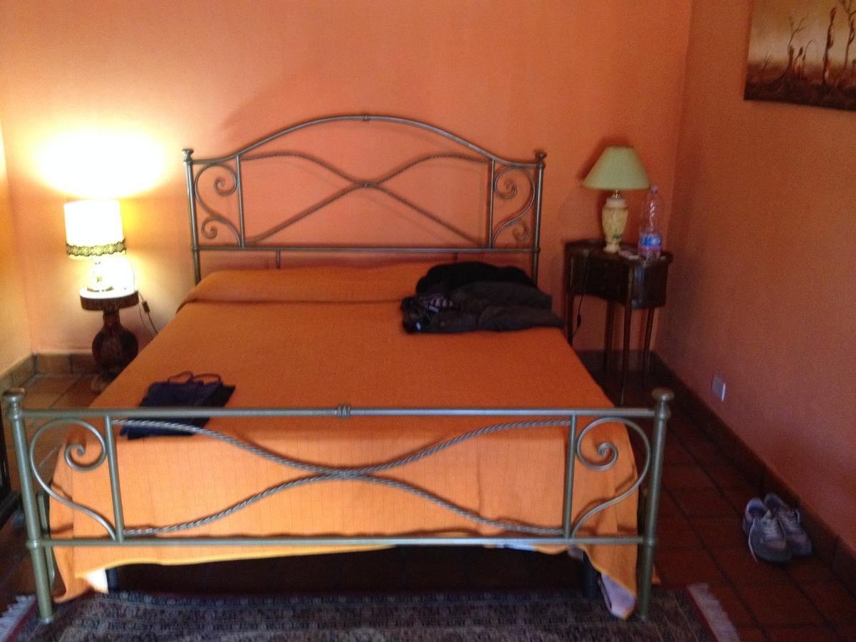 Agriturismo Vita E Natura Villa โนโต ภายนอก รูปภาพ